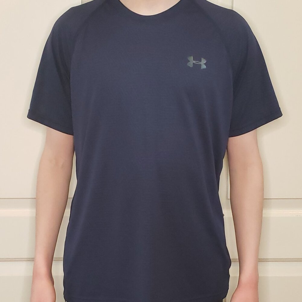 Under Armour Men's shirt - Navy Blue - Size M